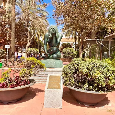 Casa De Pueblo En El Centro De Estepona, Plaza De Las Flores * Estepona